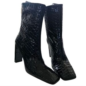 Good American Black Croc-Patterned Heeled Boots Size 7.5